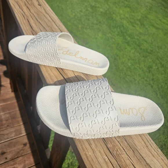 Sam Edelman Textured Rubber Slide Sandals - Picture 4 of 5